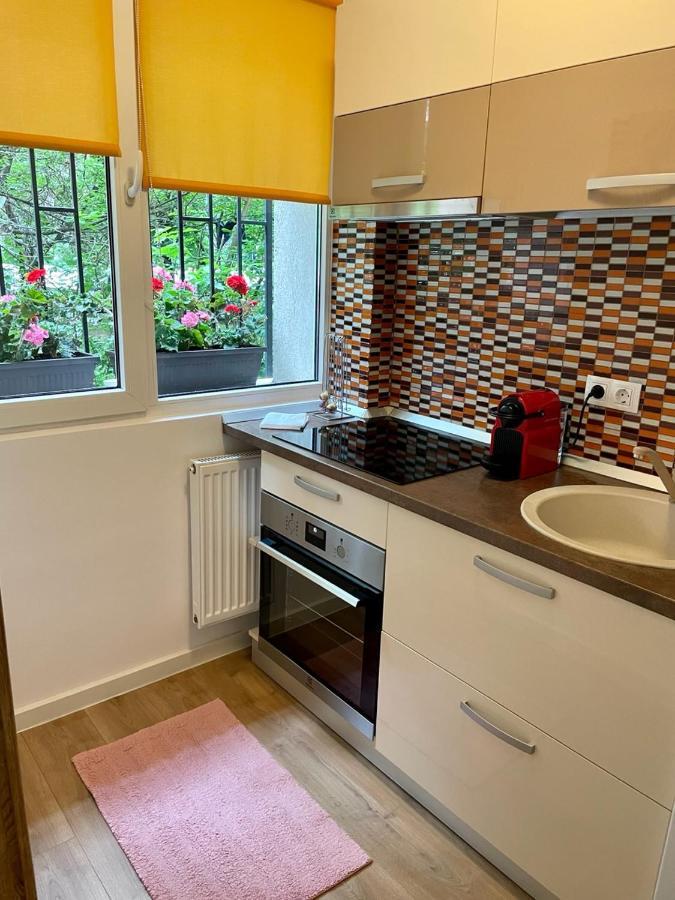 Apartament Dristor - Foarte Curat Si Frumos