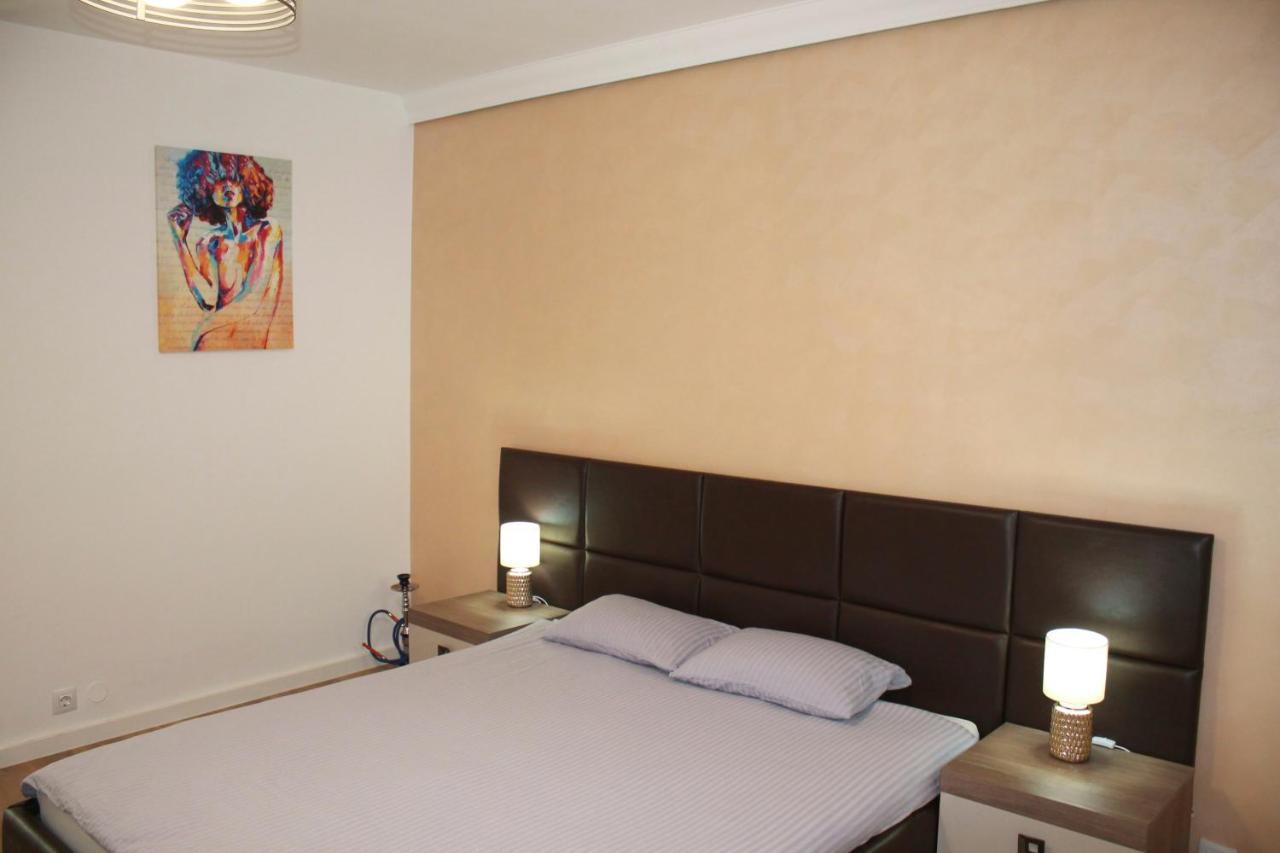 Dristor - Foarte Curat Si Frumos Apartament Bucureşti
